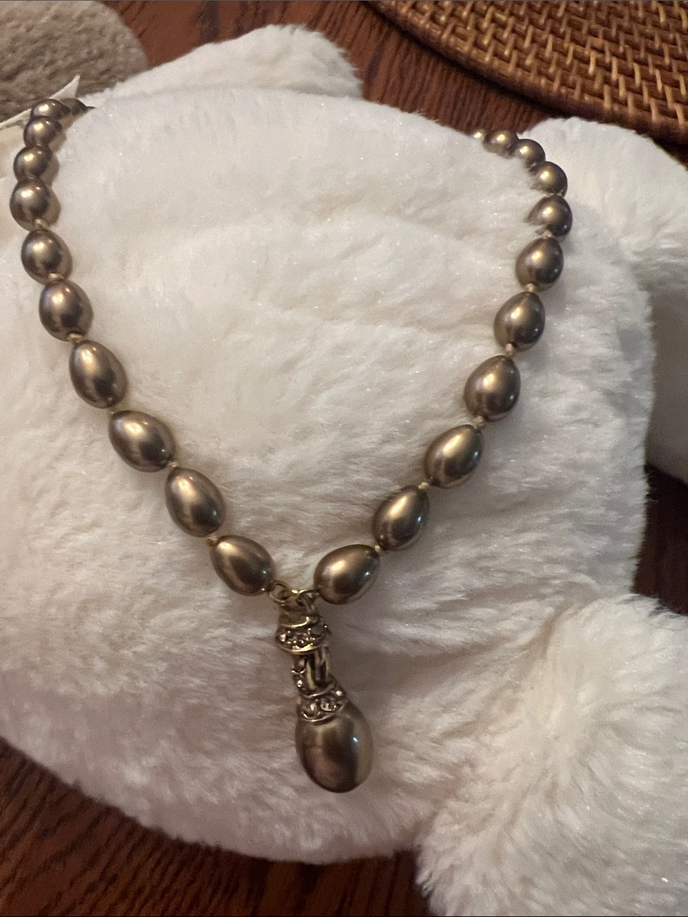 Monet Taupe Pearl Necklace EEEUC